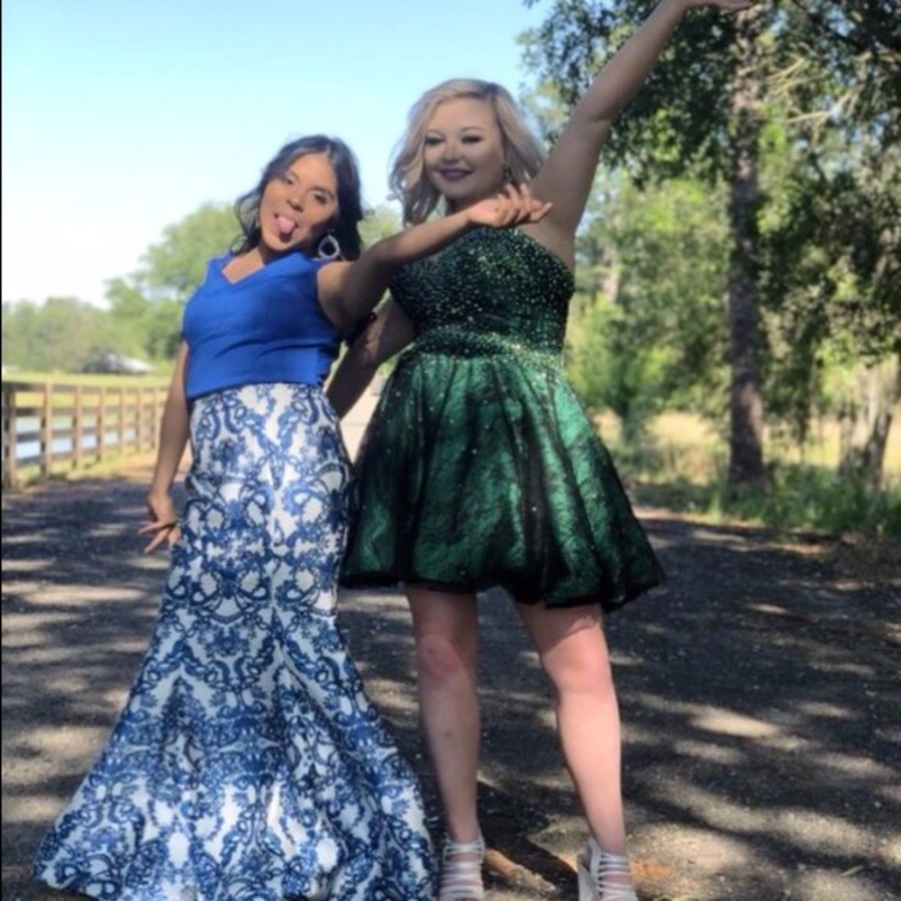 Prom dress must be gone !!!!!